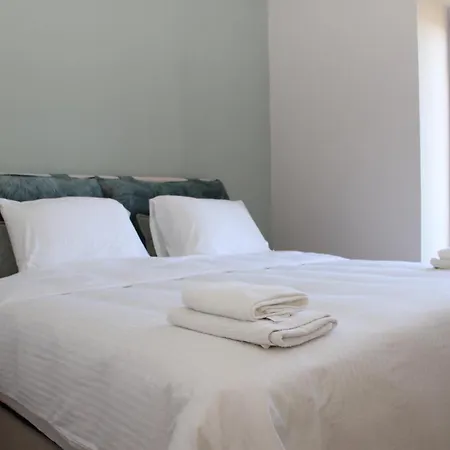 2 Bedroom By Mps Katakolo